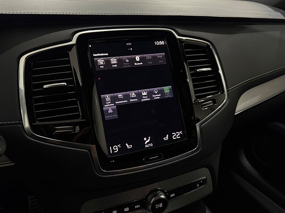 Volvo XC90 22 of 26