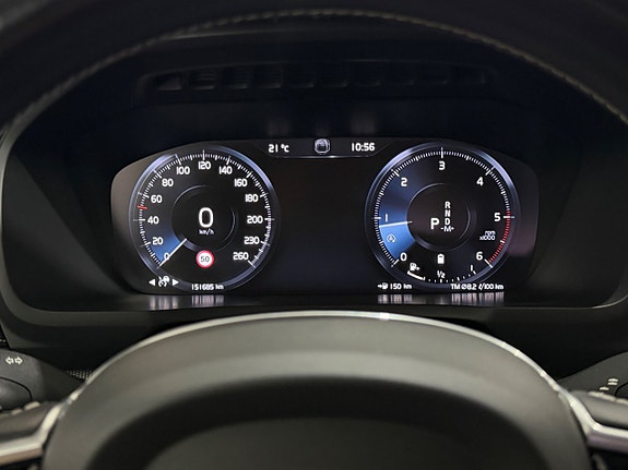 Volvo XC90 25 of 26