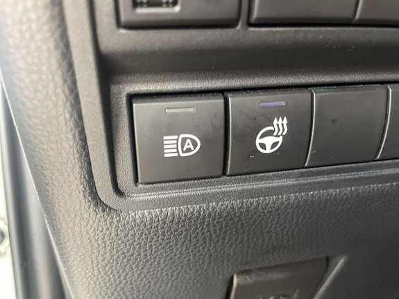 Toyota Yaris 12 of 15