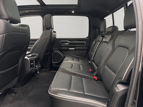 Dodge RAM 1500 27 of 30