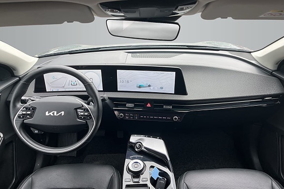 Kia EV6 12 of 18