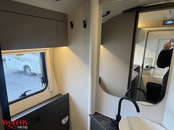 Adria ACTION 391 LH Sport 17 of 18