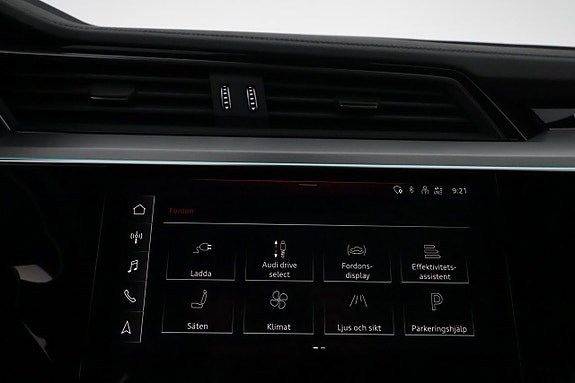 Audi Q8 e-tron 19 of 29
