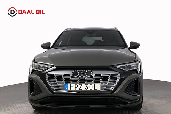 Audi Q8 e-tron 2 of 29