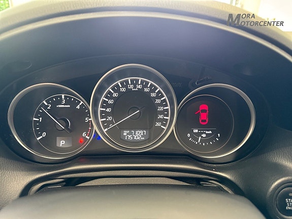 Mazda CX-5 9 of 12
