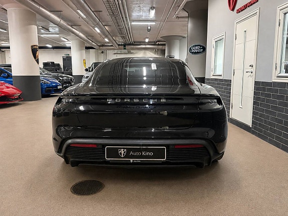 Porsche Taycan Turbo S 5 of 14