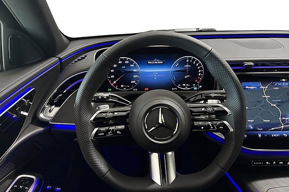 Mercedes-Benz E300 e 8 of 14