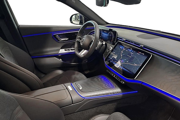Mercedes-Benz E300 e 10 of 14