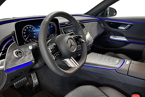 Mercedes-Benz E300 e 7 of 14