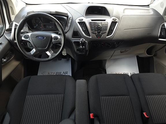Ford Custom Tourneo 10 of 14