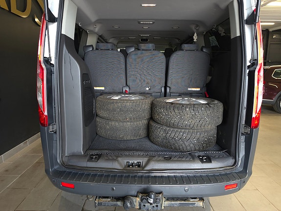 Ford Custom Tourneo 14 of 14