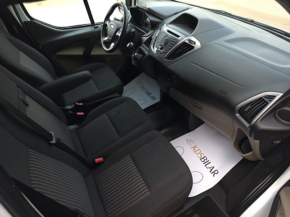 Ford Custom Tourneo 9 of 14