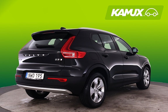Volvo XC40 4 of 21