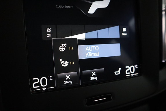 Volvo XC40 19 of 21