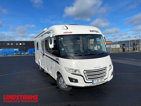 Rapido Distinction i165 150hk Långbäddar med badrum bak 7 of 24