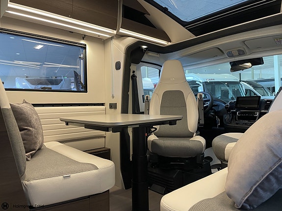 Adria Matrix Supreme 670 SL 6 of 14