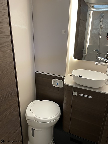 Adria Matrix Supreme 670 SL 13 of 14