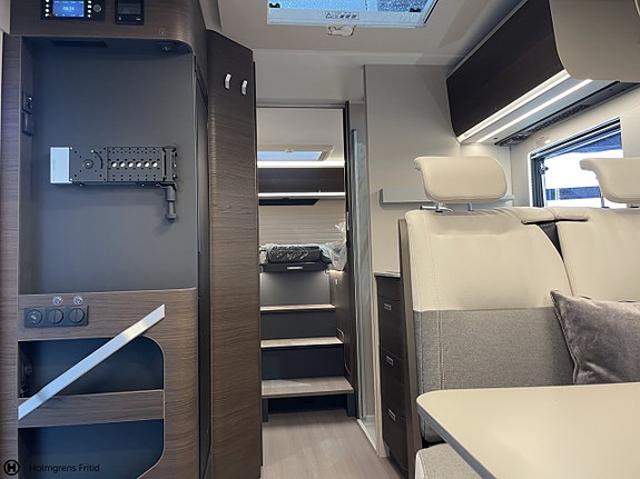 Adria Matrix Supreme 670 SL 7 of 14