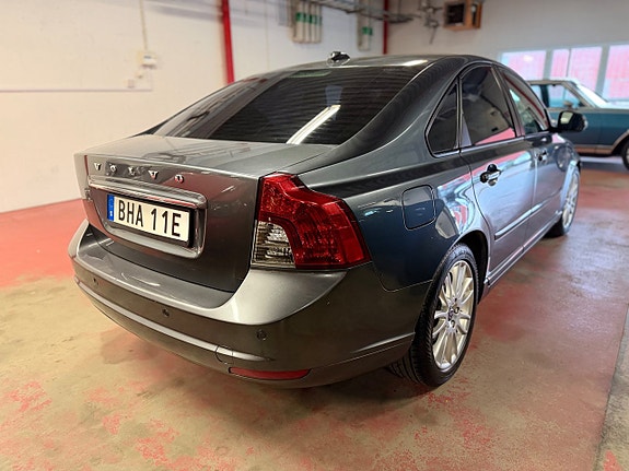 Volvo S40 4 of 9