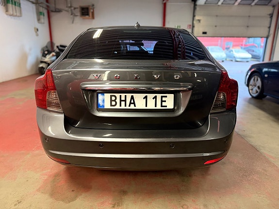 Volvo S40 9 of 9