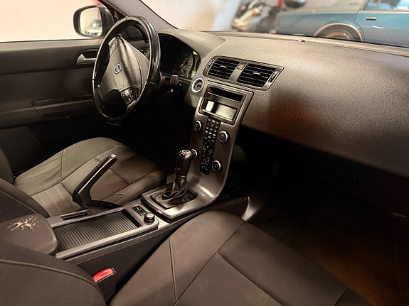 Volvo S40 7 of 9