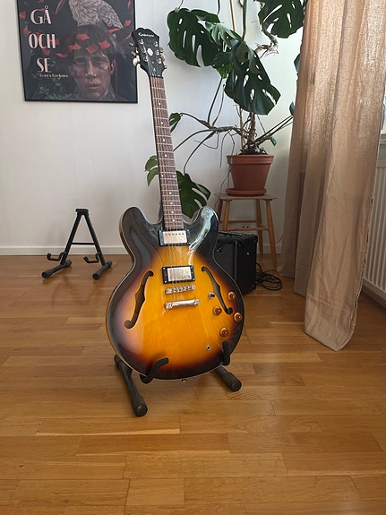 Epiphone Dot VS elgitarr sunburst