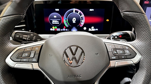 Volkswagen Passat 20 of 23