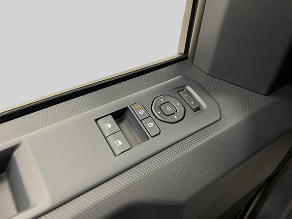 Kia PV5 13 of 18