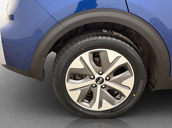 Kia e-Niro 23 of 26