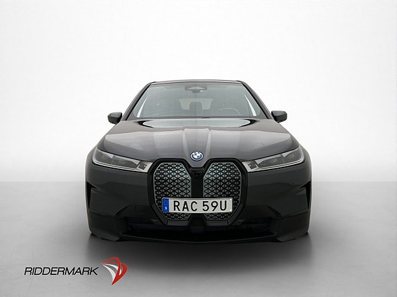 BMW iX 2 of 30