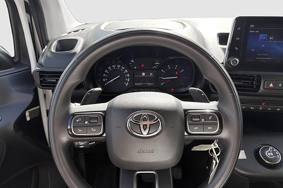 Toyota Proace City 10 of 15