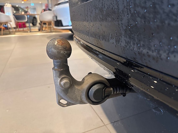 Volvo XC40 2 of 3