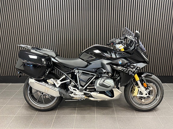 BMW R1250RS 2 of 6