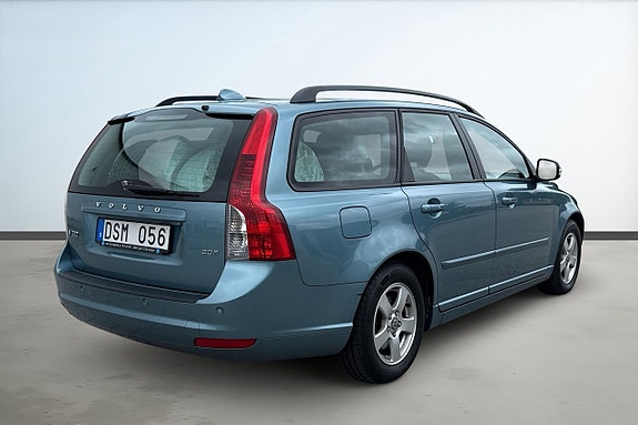 Volvo V50 5 of 21