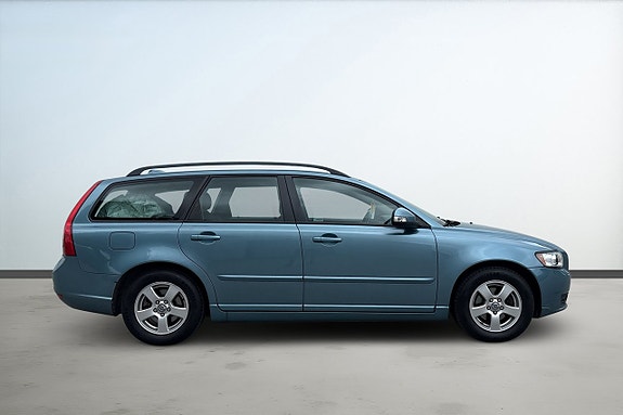 Volvo V50 6 of 21