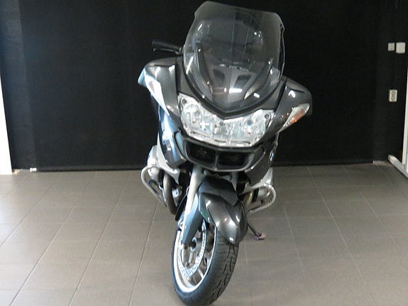 BMW R 1200 RT 3 of 5
