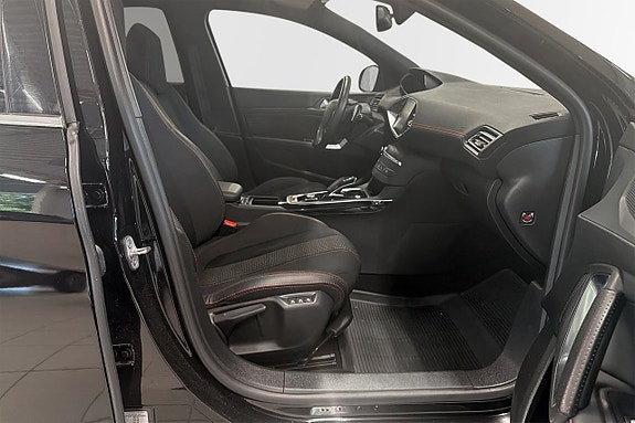 Peugeot 308 SW 6 of 11