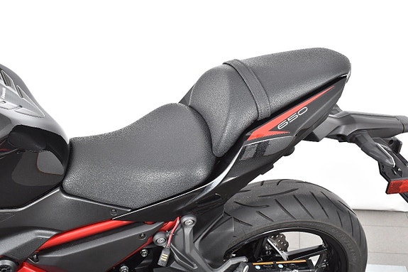 Kawasaki Z650 ABS Fullservad 9 of 18