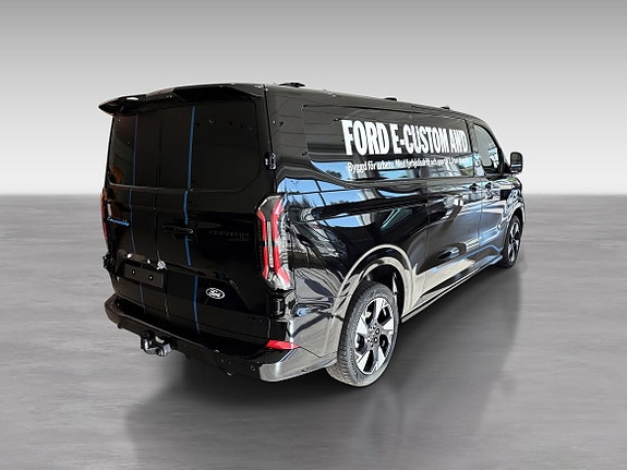 Ford E-Transit 5 of 7