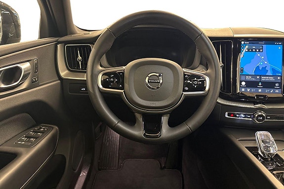 Volvo XC60 11 of 29