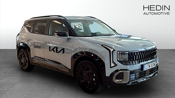 Kia Seltos 3 of 12