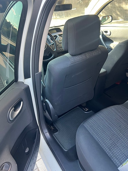 Renault Megane II 12 of 16