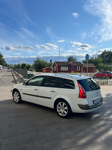 Renault Megane II 8 of 16