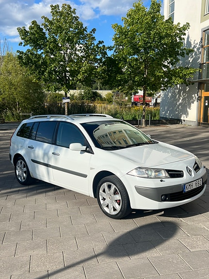 Renault Megane II 2 of 16