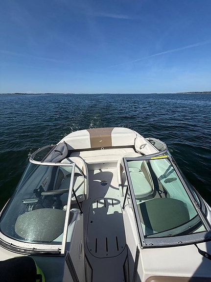 Four Winns 180 Horizon 3 of 9