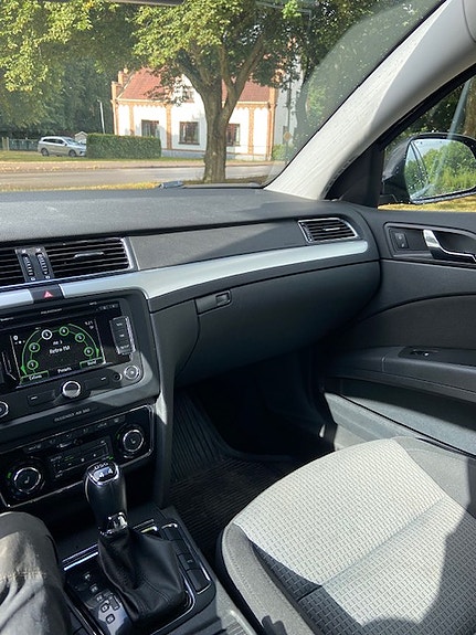 Skoda Superb 3 of 19