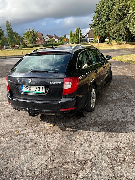 Skoda Superb 7 of 19