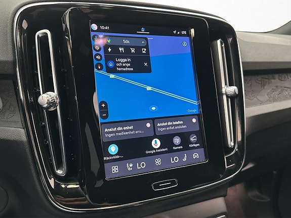 Volvo XC40 21 of 30