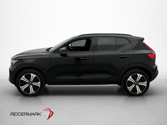 Volvo XC40 5 of 30
