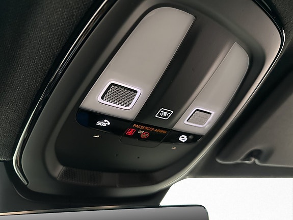 Volvo XC40 19 of 30